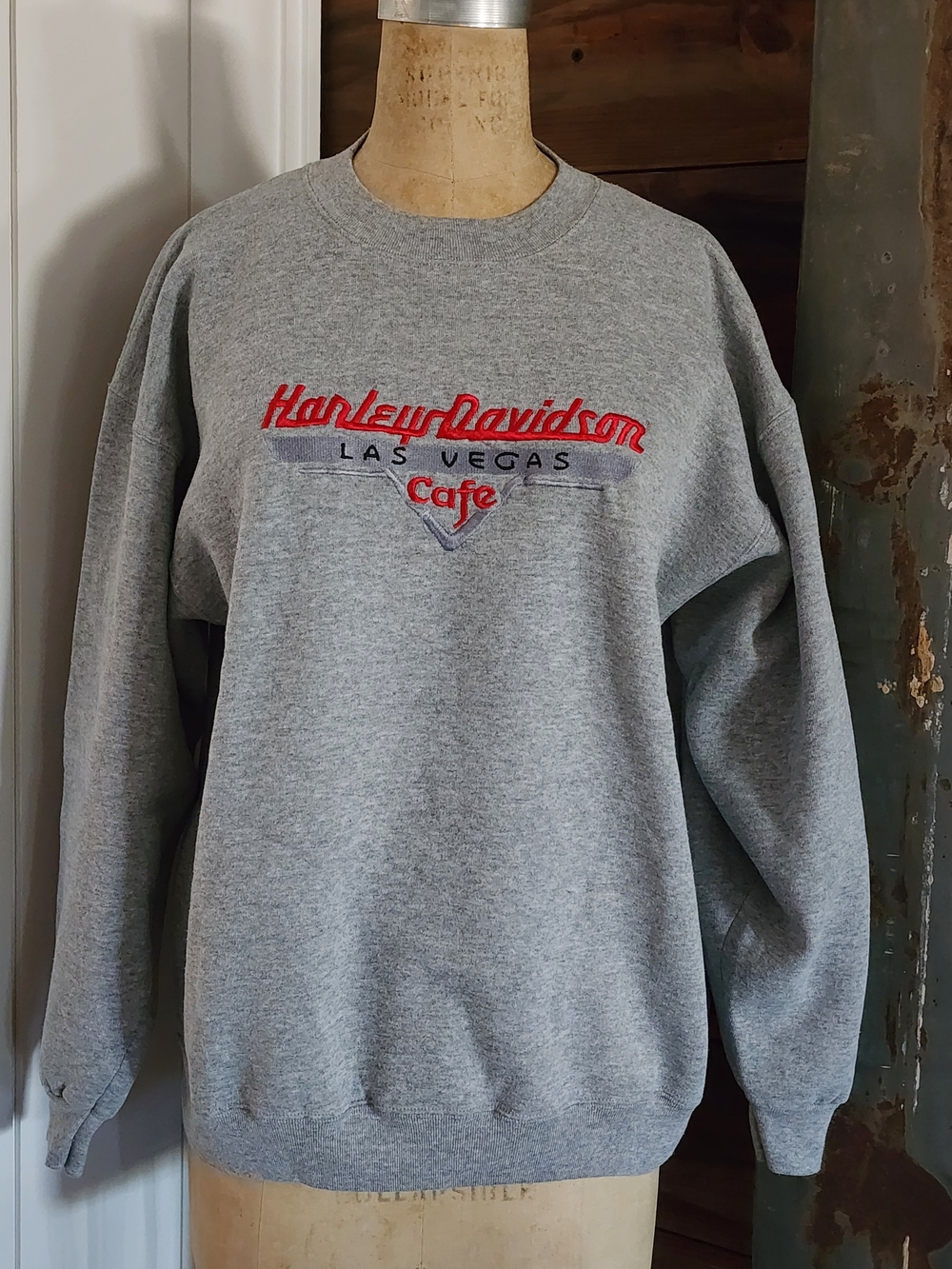 Vintage Harley-Davidson Cafe Las Vegas Grey Crewneck Sweatshirt